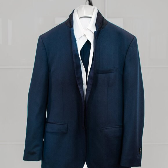 Massimo Dutti Wool Suit - Picture 2 of 16